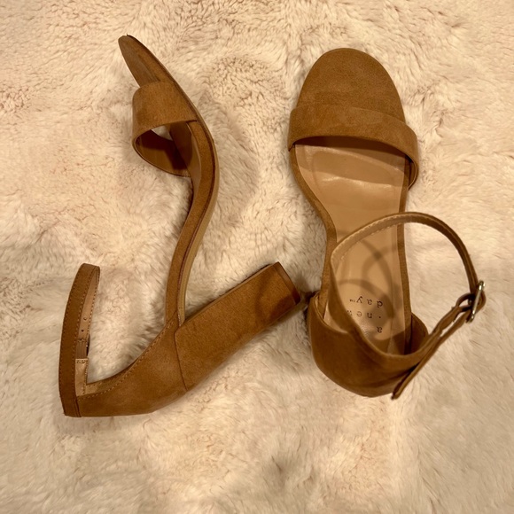 Blush Ankle Strap Block Heel Pumps - Picture 3 of 3